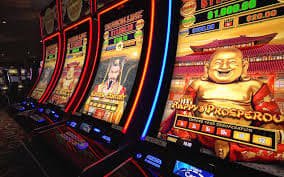 Pemain menggunakan saldo depositnya untuk berbagai game sports dan casino digital